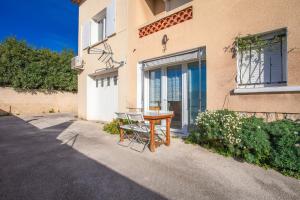 Appartements Studio Clim proche plage et parking : photos des chambres