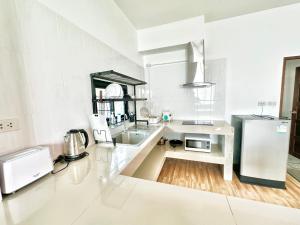 The Scenery Beach Resort