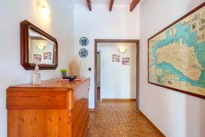 Aure Villa con piscina y aire acondicionado