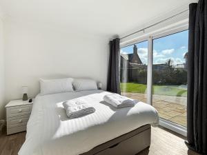 Amaya Nine Sleeps 7 Large 4 bed house - Bottesford