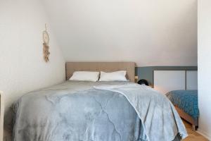 Rive Ouest, Grand T2, balcon, vue montagne, parking privatif