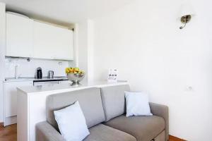 Seafront studio with beach view in the center of Los Cristianos