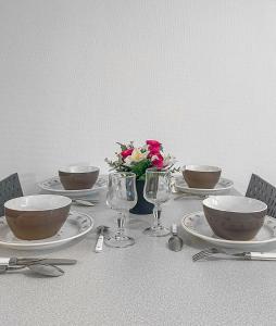 Large terrasse privative à 5mn de la plage