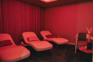 Hotels Eco-Domaine La Fontaine - HOTEL-SPA - Plage de la Fontaine aux Bretons : photos des chambres