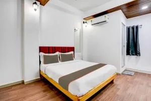 Hotel Silk, Premier Budget Friendly Luxury Hotel In Surat, Perfect For Families, Couples and Business Travelers - Surat