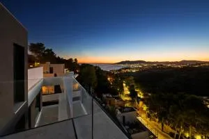 Villas Pinares de San Anton - Sea, City, Mountain Views, Close to beach, BBQ - Totalán