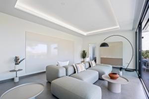 Villas Pinares - Sea,City,Mountain Views, Gym SaltPool BBQ - Beach 2km, City 5km