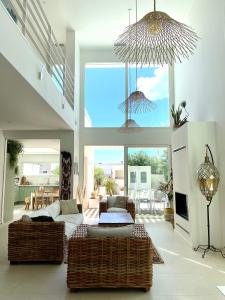 PGH N2 - Villa avec Piscine à 50m de la Plage