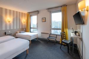 Hotels Sure Hotel by Best Western Angouleme : Chambre Triple Standard - Non-Fumeurs