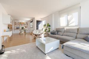 VILLA EXCLUSIVA con Piscina, Jardín y Barbacoa