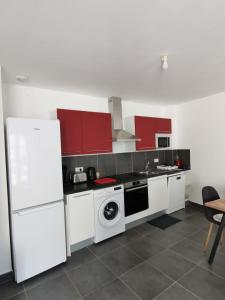 Appartements Appartement paisible et spacieux : photos des chambres