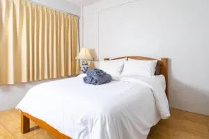 TOM CAFE MY House - Bang Kapi