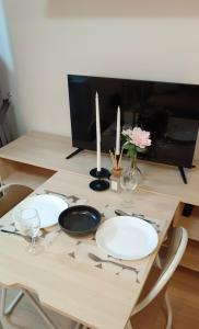 Elio Del Ray Studio walk to BTS