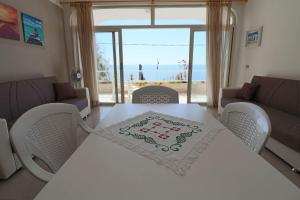 Casa Nisea Modern Two-Level Home with Sea View in Santa Cesarea Terme