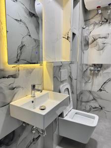 Kleo Seaside Apartments