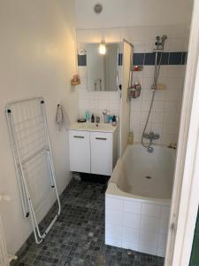 Sunny escape in Belleville