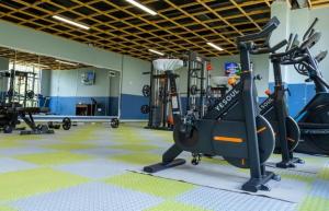 Luxe place with pool,gym,mini mart in yaya center