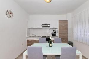 Apartment Mirela