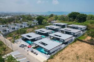 Innovative 4BR Villa Sunset Garden 1 with Oxygen Pool