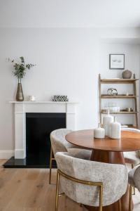 Cozy 2BedHome in the City Center