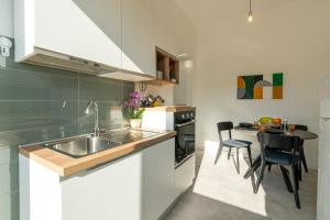 Domvs Tibvrtina - Solarium Zone, Terrace, A-C, Roma