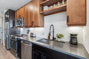 Indie Deep Ellum in Dallas