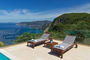 Clifftop Villa