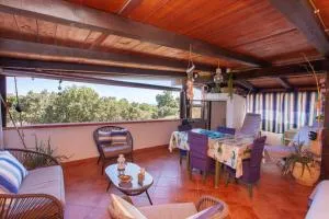 Casetta a due passi dal mare - Capo Comino