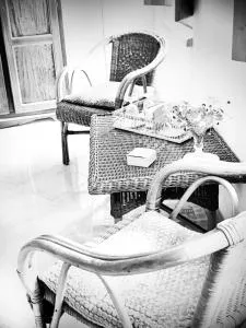 Prestige Room- Salotto Interno- Frigobar- Esperienze Esclusive nel Territorio - Tutti i confort - Seùlo