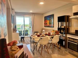 Jaguareté Art Stay - Arte, confort y conexión en ubicación estratégica