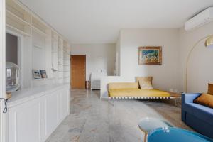 GuestHost - NABA Elegant & Spacious Apt with 3 Balconies