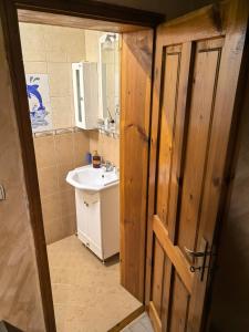 Къща Томови