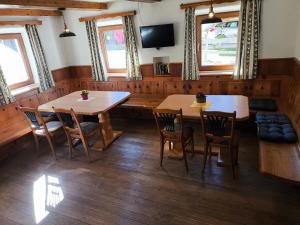 Ferienhaus Paulnhof Erl - Alpenglück für Gruppen, Freunde & Teams