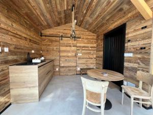 Domček pri studenom potoku