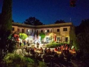 ZEcamping 3 piscine chauffée soirées animées bar et restaurant