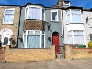 4 Trafalgar Square - 3 Bed House - Great Yarmouth