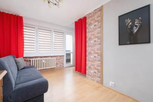 Spacious Studio with Balcony in Katowice by Noclegi Renters