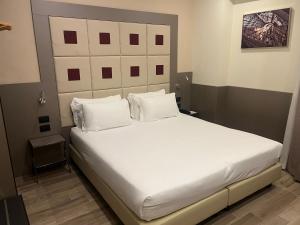 Jr Hotels Bocconi Milano