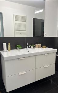 LOVELY apartman for 6guest Forest Park 10minutes from center