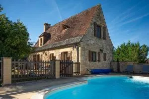 Villa en pierre 4 pers avec Piscine - Jayac