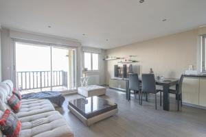 Appartement face à la mer