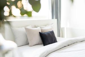 Plaza Tower III Varona Apartment