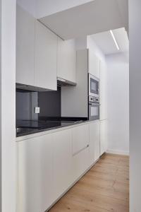 The Rentals Collection - Triunfo