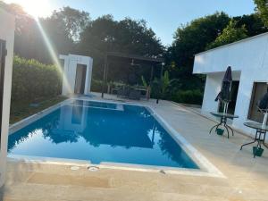 Casa Carmen de Apicala con piscina