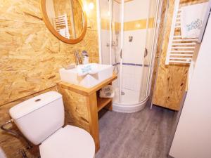 Maisons de vacances Vanessa - 200m from the beach Terrace - by TGB : photos des chambres