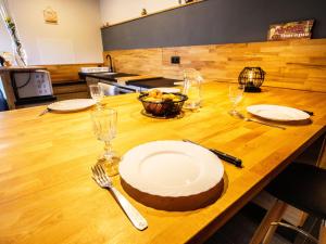 Maisons de vacances Vanessa - 200m from the beach Terrace - by TGB : photos des chambres