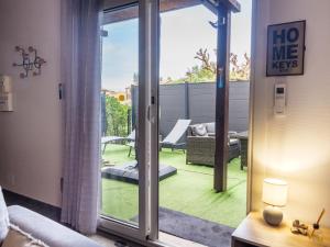 Maisons de vacances Vanessa - 200m from the beach Terrace - by TGB : photos des chambres