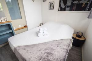 Maisons de vacances Vanessa - 200m from the beach Terrace - by TGB : photos des chambres