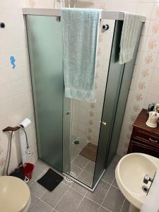 Apto Guaruja com estacionamento e portaria 24h