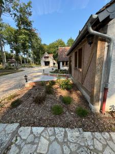 B&B / Chambres d'hotes chambres d-hotes l-oree de clenord : photos des chambres